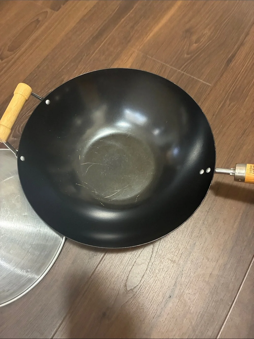 Joyce Chen Classic Black Carbon Steel Wok with Lid and Wooden Handles Teflon
